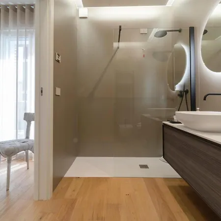 Kali Tribe Pensión 4*