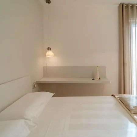 Pensión Kali Tribe 4*